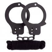 Чёрные наручники из листового металла в комплекте с веревкой BONDX METAL CUFFS LOVE ROPE SET - Dream Toys - купить с доставкой в Кисловодске