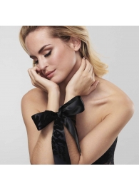 Черные ленты для связывания SILKY SENSUAL HANDCUFFS - Bijoux Indiscrets - купить с доставкой в Кисловодске