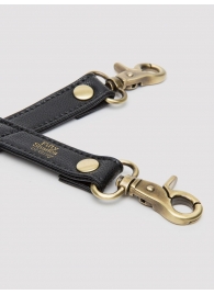 Черный фиксатор для манжет Bound to You Faux Leather Hogtie - Fifty Shades of Grey - купить с доставкой в Кисловодске