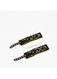 Черно-желтые кожаные наручники с жёлтой строчкой - Crazy Handmade - купить с доставкой в Кисловодске