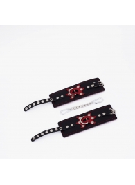 Черные кожаные наручники с красным декором и строчкой - Crazy Handmade - купить с доставкой в Кисловодске