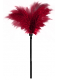 Пластиковая метелочка с красными пёрышками Small Feather Tickler - 32 см. - Blush Novelties - купить с доставкой в Кисловодске