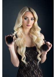 Зажимы для сосков с пухом FEATHERED NIPPLE CLAMPS - Blush Novelties - купить с доставкой в Кисловодске