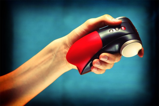 Чёрно-красный вибромастурбатор Cobra Libre 2 - Fun Factory - в Кисловодске купить с доставкой