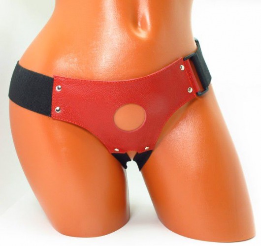 Красные кожаные трусики для страпона - БДСМ Арсенал - купить с доставкой в Кисловодске