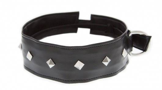 Полиуретановый ошейник с пуклями Collar with Studs - Blush Novelties - купить с доставкой в Кисловодске
